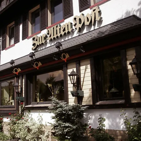 Готель Garni Zur Alten Post 3*
