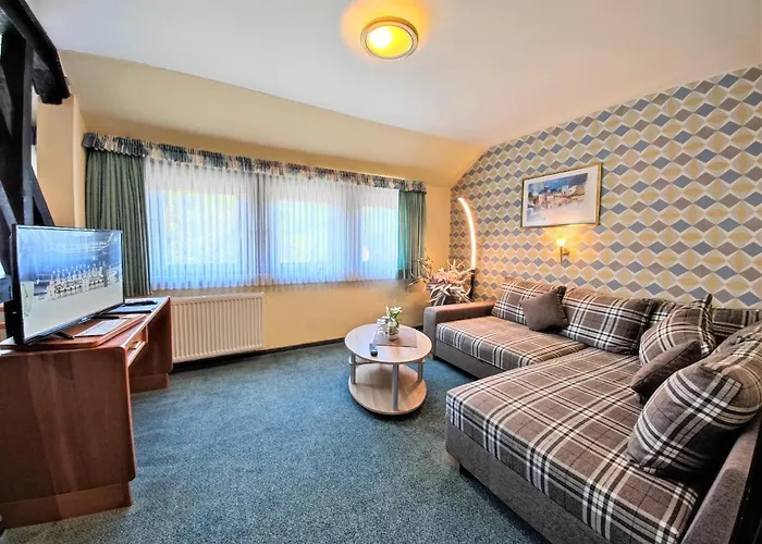 Garni Zur Alten Post 3*